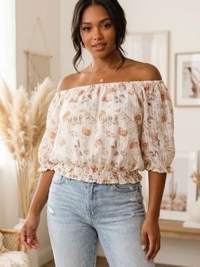 Solitaire Off-Shoulder Floral Smocked Hem Top - Cream & Tan